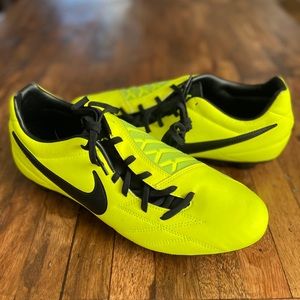 Nike Cleats - NEW